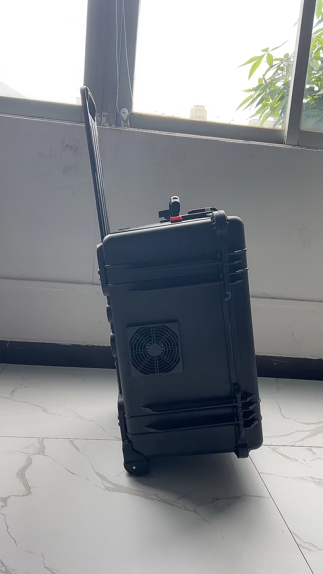 莱芜手拉箱型移动通信干扰器